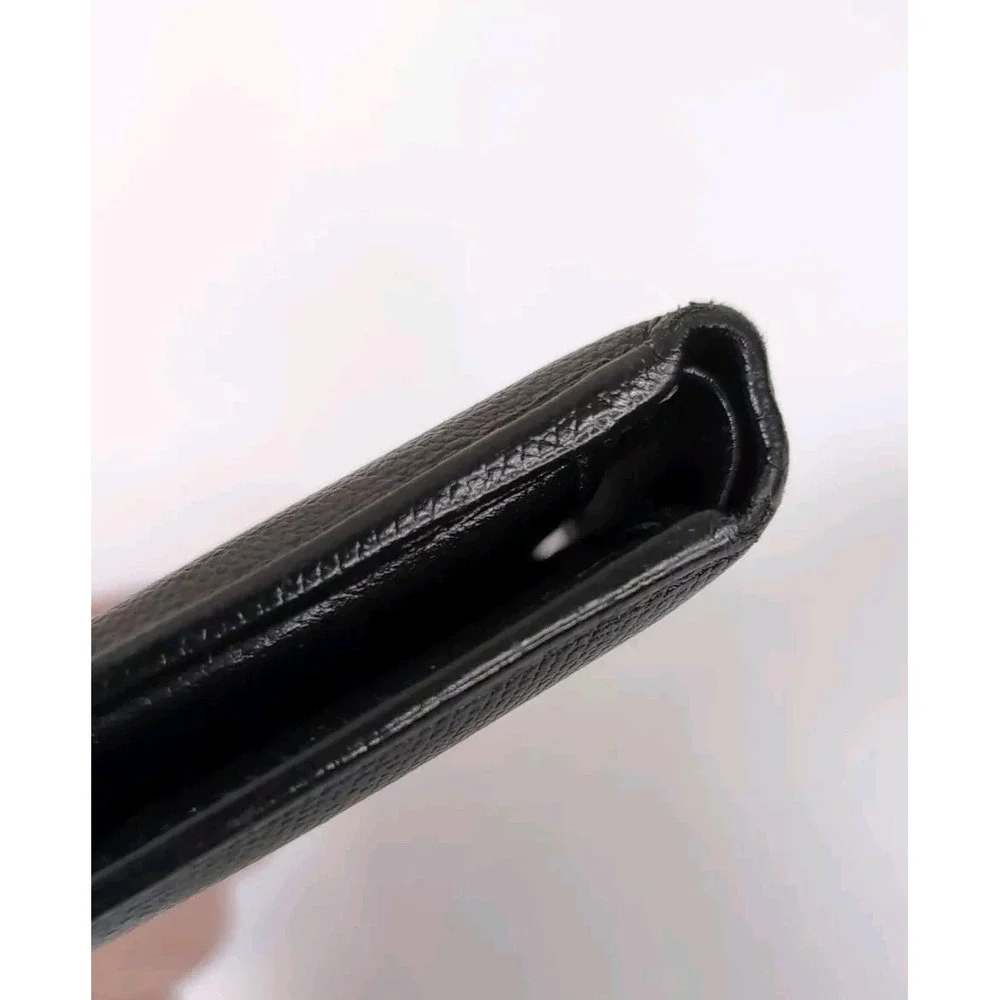 Chanel Coco Button Bifold Wallet With Hologram In Excellent Condition
